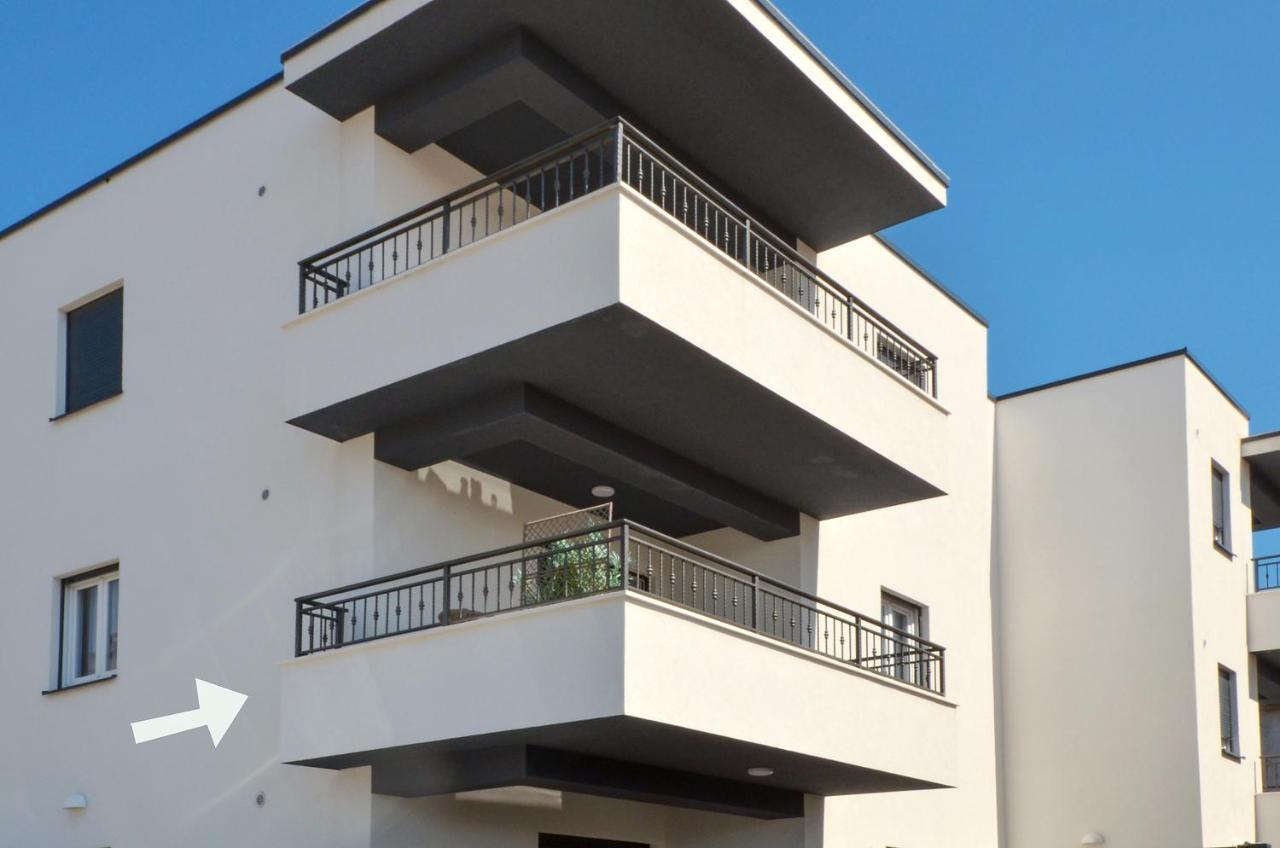 Apartman "Mary" Трогир Экстерьер фото