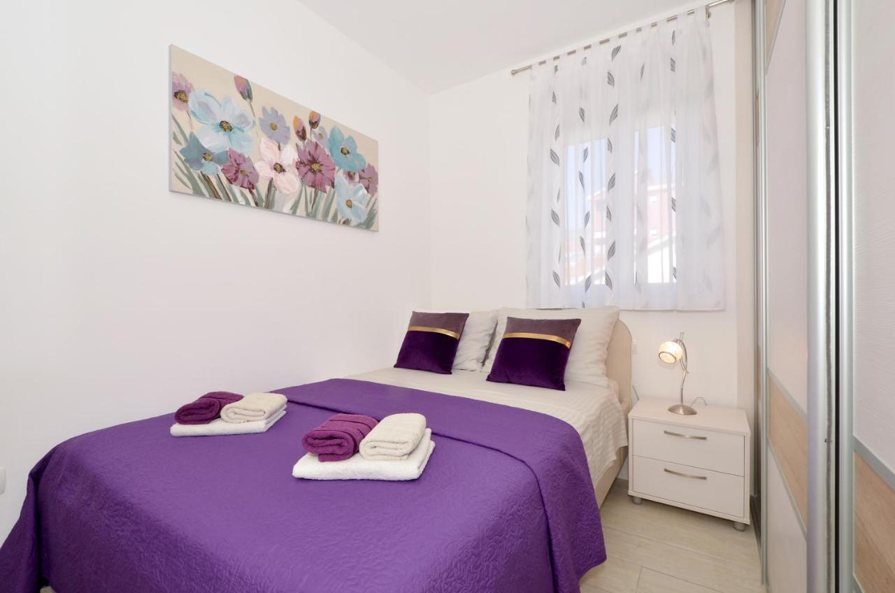 Apartman "Mary" Трогир Экстерьер фото