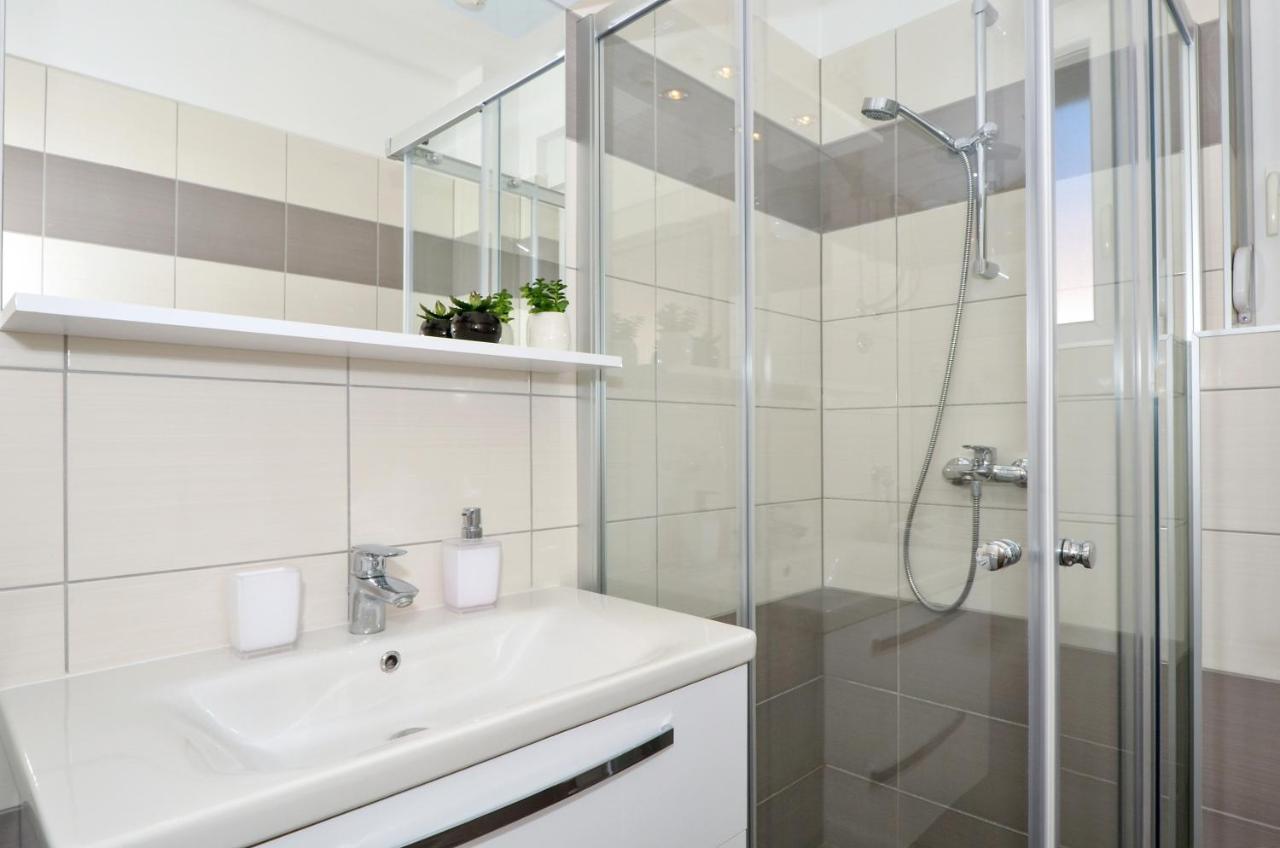 Apartman "Mary" Трогир Экстерьер фото