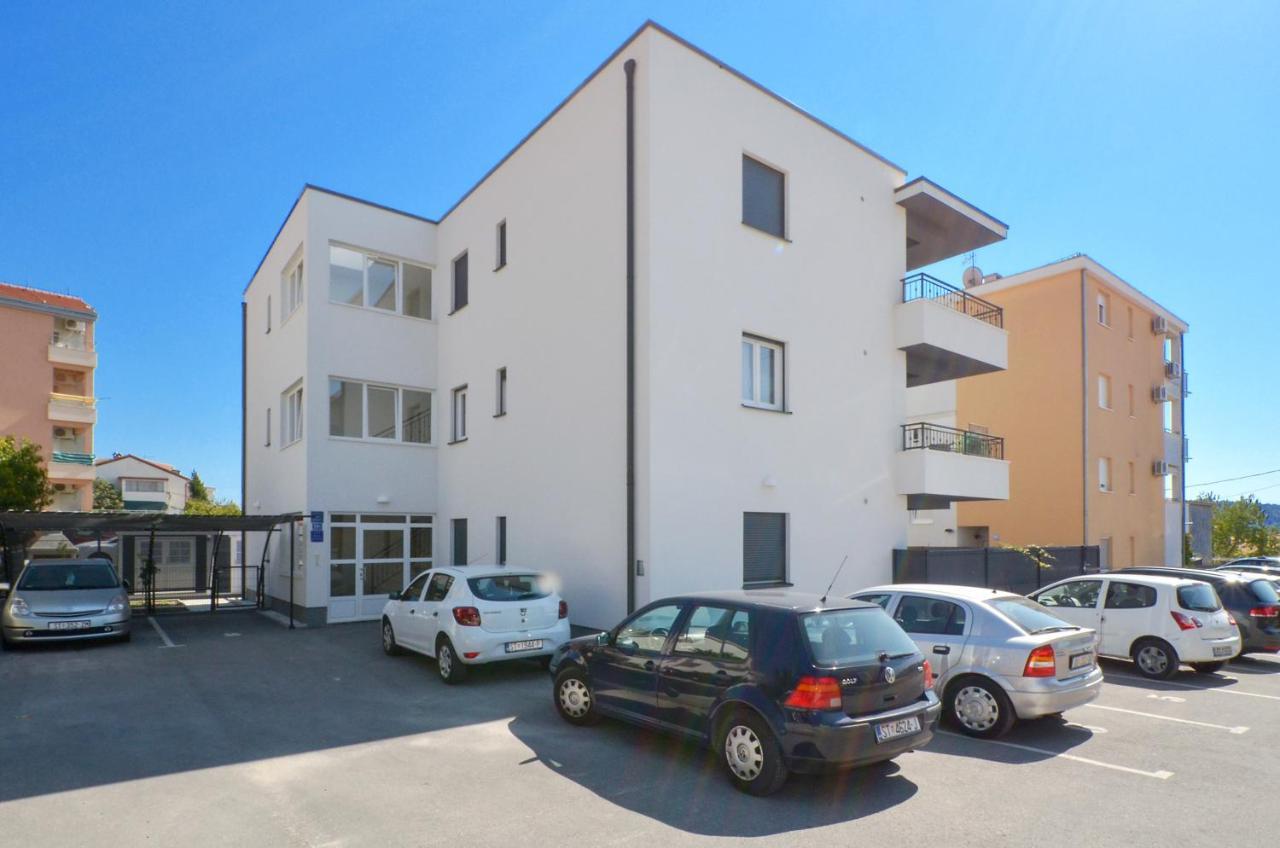 Apartman "Mary" Трогир Экстерьер фото