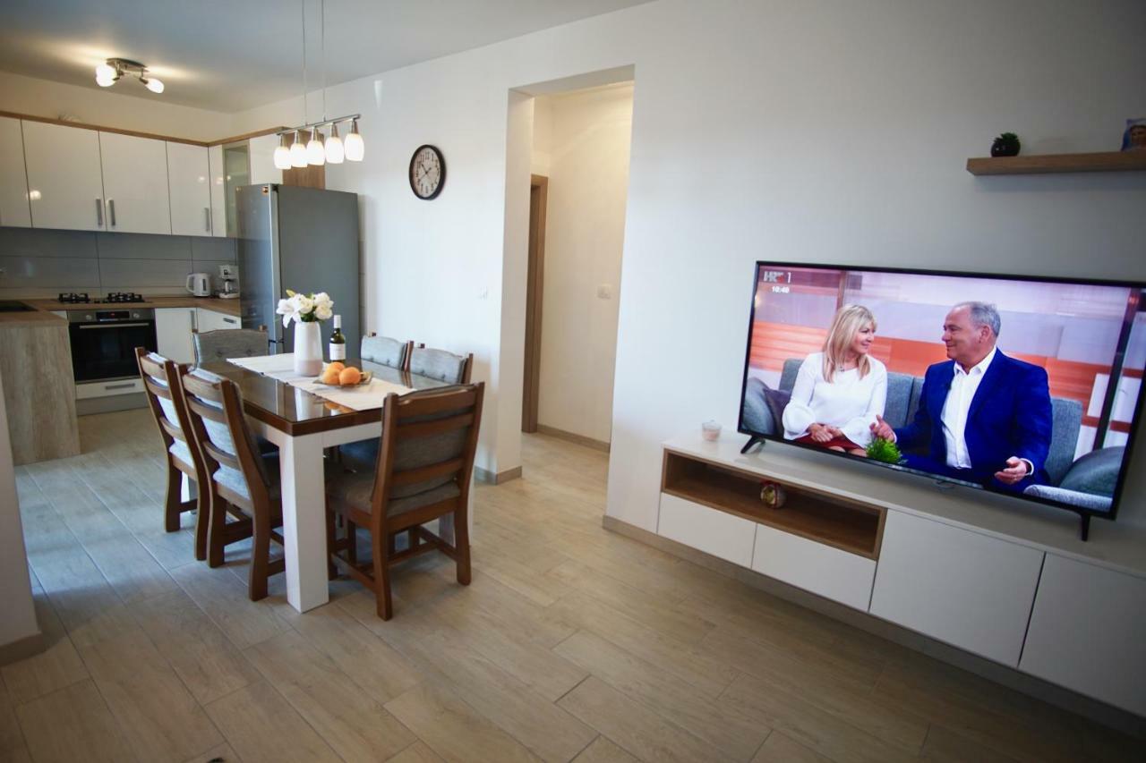 Apartman "Mary" Трогир Экстерьер фото